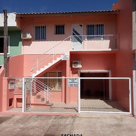Excelente Apartamento Por Temporada Na Praia Da Barrinha Apartamento Sao Lourenco do Sul Exterior foto